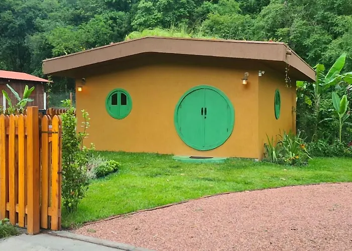 Cabana Temática Refúgio do Hobbit em Gramado - RS